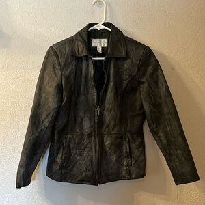 Worthington genuine leather zip up jacket size PM
